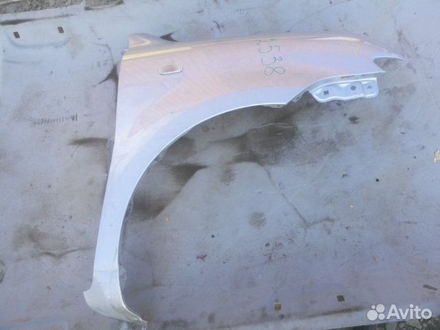 Крыло переднее правое Toyota Sienta NCP81