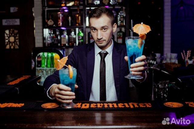 Бармен-Шоу, Выездной Бар, Пирамида из шампанского