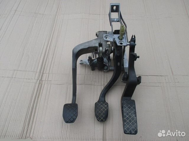 Педальный блок в сборе Ауди А4 B5,A6 C5,VW P-5