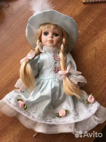Куклы фарфоровые