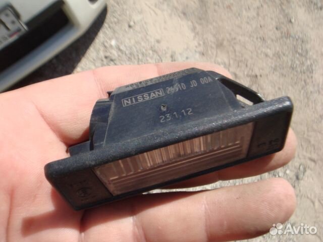Ниссан Фонарь подсветки номера Nissan 2006-19