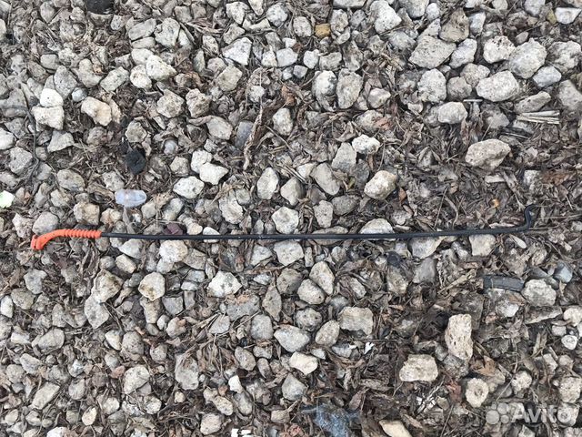 Упор капота Volkswagen Polo 5 sedan Skoda Rapid