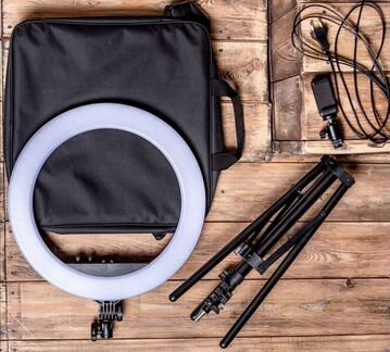 Кольцевая лампа