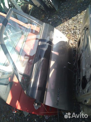 Дверь передняя левая Mitsubishi L200 2004 год