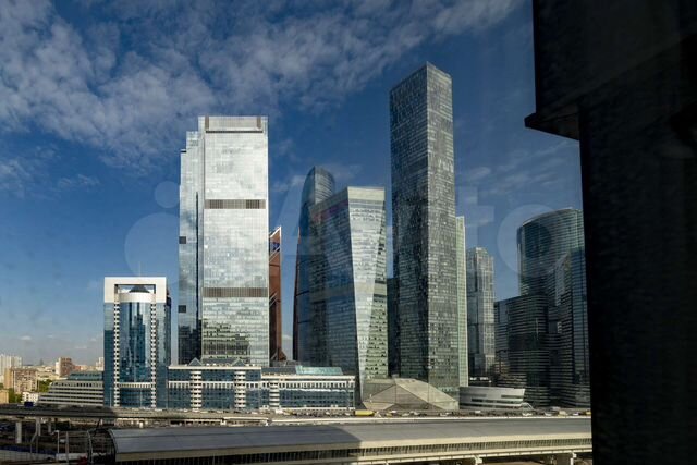 2-к. квартира, 60 м², 13/46 эт.