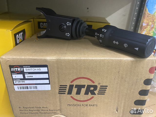Переключатель подрулевой CAT 2739190