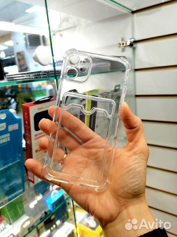 Чехлы на iPhone 12