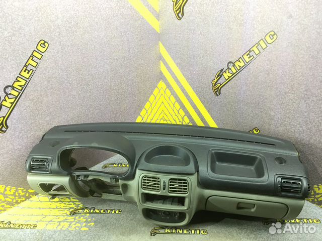 Торпедо Дефлектор Renault Simbol /Clio ll Симбол