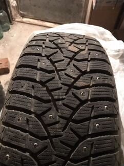 Bridgestone Blizzak Spike-02 SUV 225/55 R18 98