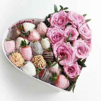 Клубника в шоколаде в сердце