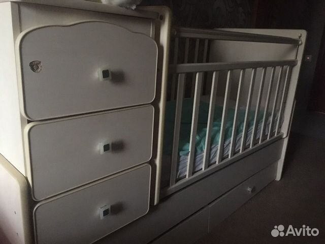 Детская кроватка