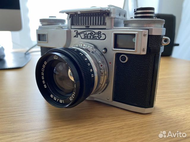 Плёночный фотоаппарат Киев Гелиос 103 (СССР)