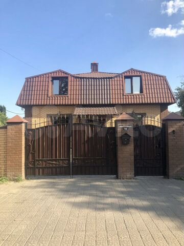 Коттедж 290 м² на участке 4,2 сот.