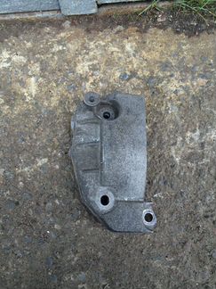 Кронштейн двигателя (опоры) Renault Megane 2