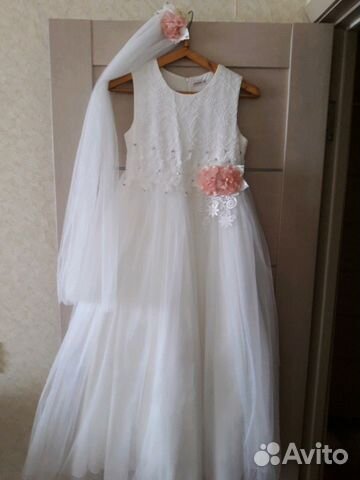 Продам нарядное платье