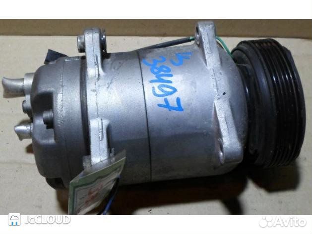 Компрессор кондиционера на volkswagen golf 1J1 AVU