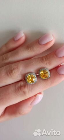 Серьги гвоздики