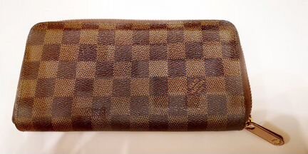 Кошелек Louis Vuitton, модель Zippy