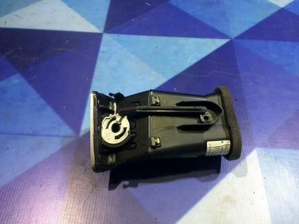 Дефлектор обдува левый Опель Астра J