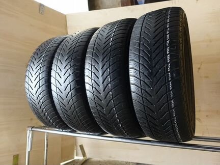 215 60 17 Goodyear Ultragrip Wranger 10yH