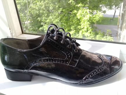 Женские лаковые ботинки Evita (40)