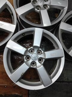 Диски бу оригинал R18 I на Mitsubishi