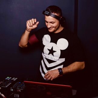 Обучение диджеингу DJ со стажем 23лет Образование