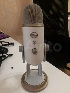 Микрофон студийный Blue Yeti