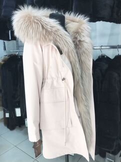 Парка с енотом