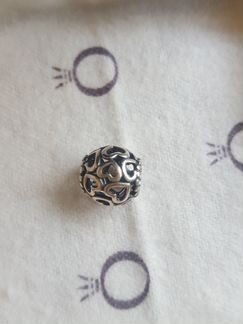 Серебряные браслет и шармы Pandora