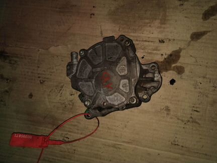 Вакуумный насос на seat Toledo IV 2012г