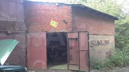 Гараж, > 30 м²