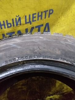 235 55 17 Yokohama Ice Guard Stud IG 55 Q32a