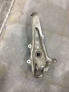 Кулак поворотный полный привод BMW F07 F01 F02