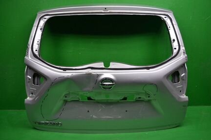 Дверь багажника Nissan Terrano 3 14