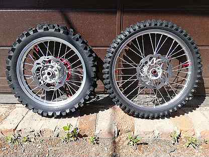 Обод r18 эндуро. Диск 2. Колёса 18 21 крос. Диск передний регулмото спорт 003. Диск 21 на эндуро.