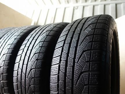 245 50 18 Pirelli Winter 210 Sottozero Serie II 9N