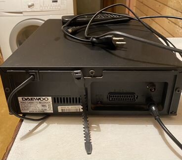 Видеомагнитофон Daewoo DV- S103 W VHS