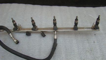 Рейка топливная (рампа) на BMW 5-серия E60/E61 20