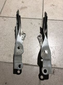 Петли двери капота Hyundai Solaris 2010-2018