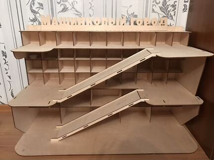 Парковка(гараж) из дерева