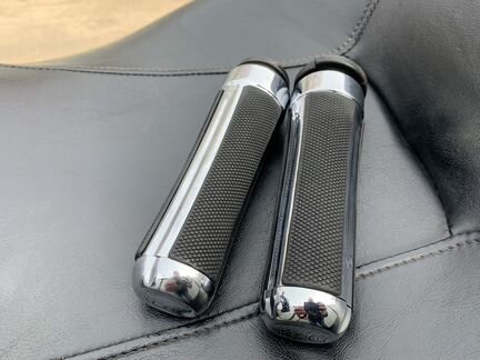 Грипсы и рычаги HD M8 107