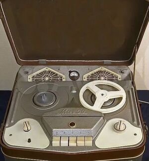 Катушечный магнитофон маг-59