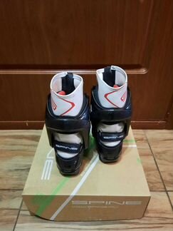 Лыжные ботинки Spine Concept Skate NNN