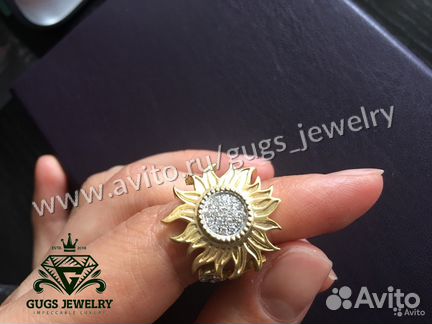 Золотое кольцо с бриллиантами