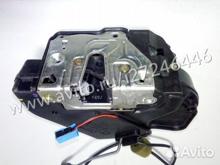 Замок двери Мерседес A 2117300635