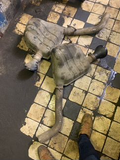 Глушитель к-кт на grand cherokee SRT8 2012