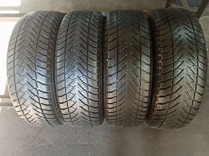 215 70 16 GoodYear бу Шины Зимние 215 70 R16 94W