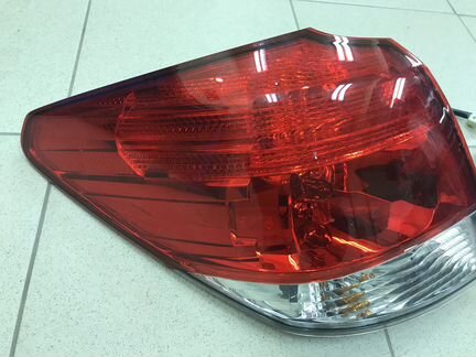 Фонарь задний Subaru Legacy Outback 10-14 B14