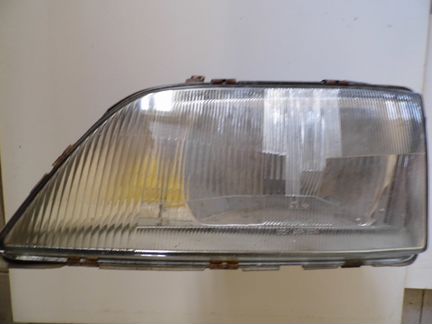 Фара левая